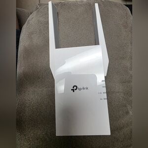 TP-Link White Wi-Fi Range Extender
